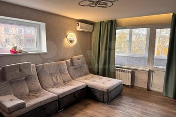 2-к квартира, 60 м², 2/12 эт.