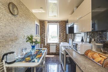 2-к квартира, 50,3 м², 9/9 эт.
