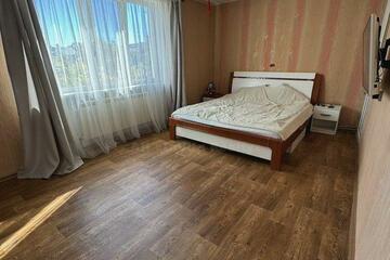 2-к квартира, 54 м², 2/5 эт.