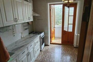3-к квартира, 70,4 м², 3/5 эт.