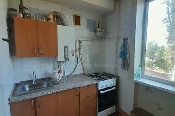 2-к квартира, 47,7 м², 2/5 эт.