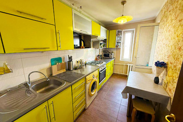 2-к квартира, 62 м², 8/9 эт.