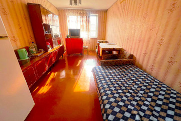 Комната, (всего 2 ком.), 46 м², 5/5 эт.