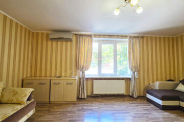 1-к квартира, 42,7 м², 2/6 эт.