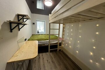2-к квартира, 40 м², 1/1 эт.